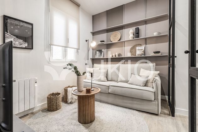 Foto 2 de Piso en alquiler en Castellana de 1 habitación con muebles y aire acondicionado