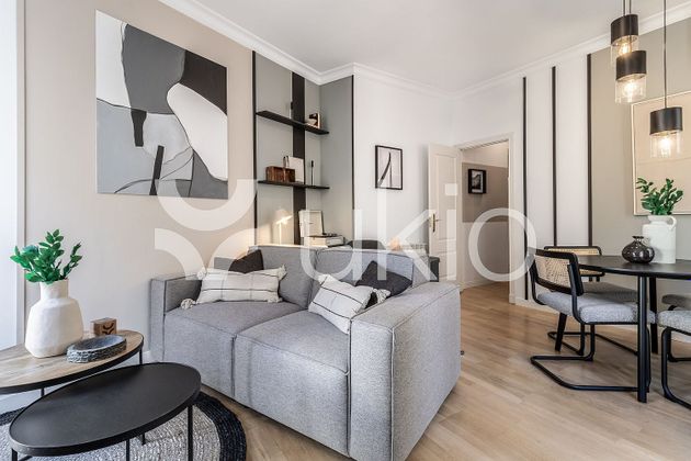 Foto 2 de Piso en alquiler en Nuevos Ministerios - Ríos Rosas de 2 habitaciones con muebles y aire acondicionado