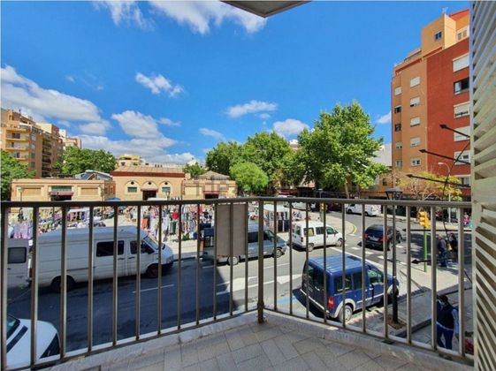 Foto 1 de Piso en venta en calle Mercado Pere Garau de 4 habitaciones con terraza y balcón