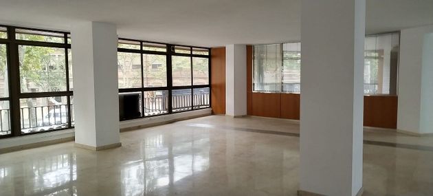 Foto 1 de Alquiler de oficina en Mercat  - La Missió - Plaça dels Patins de 595 m²