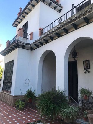 Foto 1 de Xalet en venda a Heliópolis de 7 habitacions amb terrassa i jardí
