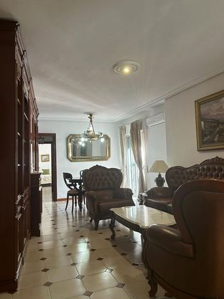 Foto 2 de Piso en venta en San Bartolomé - Judería de 3 habitaciones con jardín y balcón