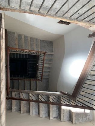 Foto 2 de Pis en venda a La Barceloneta de 3 habitacions amb balcó