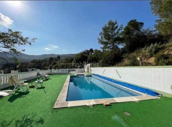Foto 2 de Xalet en venda a Sant Fost de Campsentelles de 6 habitacions amb terrassa i piscina