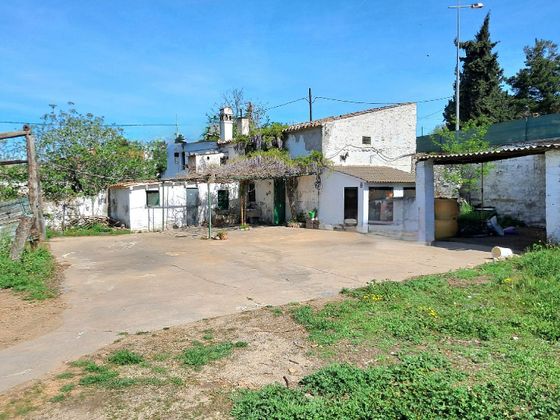 Foto 2 de Casa rural en venda a Sant Fost de Campsentelles de 4 habitacions amb garatge i jardí