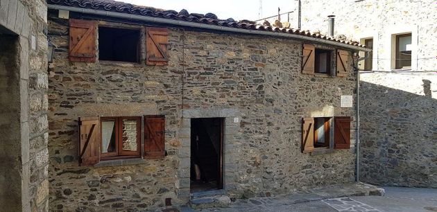 Foto 2 de Casa rural en venda a Pardines de 5 habitacions amb garatge