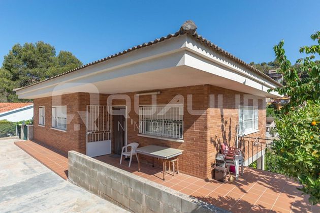 Foto 1 de Xalet en venda a Corbera de Llobregat de 3 habitacions amb terrassa i calefacció