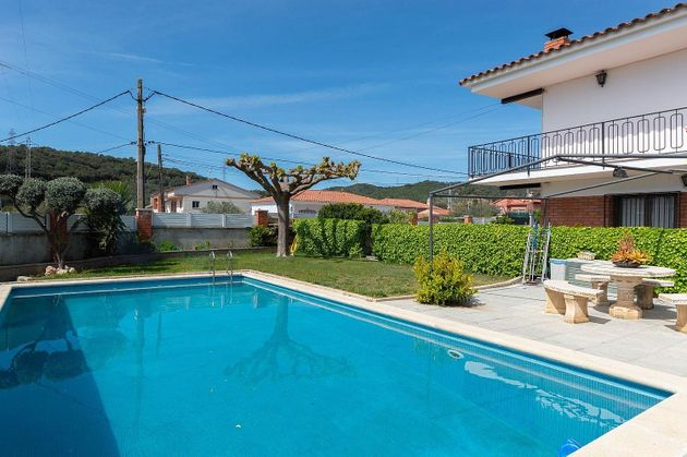 Foto 2 de Xalet en venda a Piera de 4 habitacions amb terrassa i piscina
