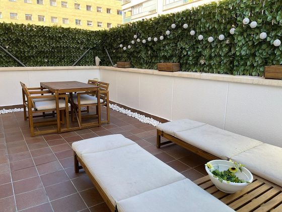 Foto 2 de Venta de piso en calle De Pere Prat de 2 habitaciones con terraza y piscina