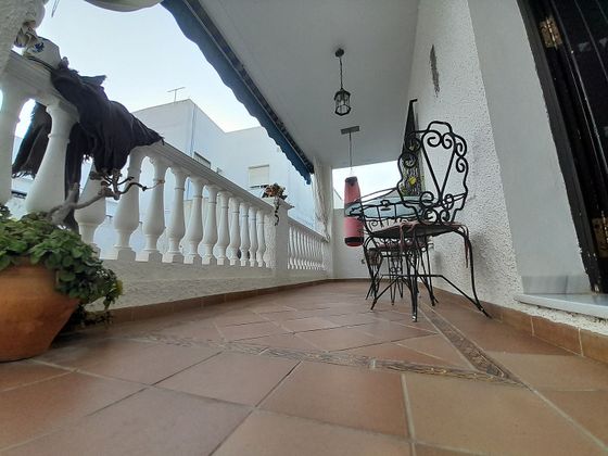 Foto 1 de Venta de chalet en avenida De Rota de 5 habitaciones con terraza y piscina
