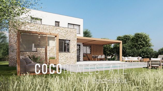 Foto 2 de Xalet en venda a La Floresta - Les Planes de 5 habitacions amb terrassa i piscina