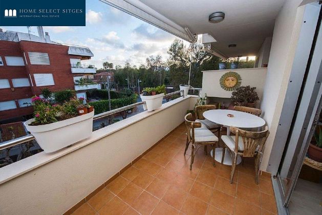 Foto 2 de Àtic en lloguer a Can Girona - Terramar - Can Pei - Vinyet de 3 habitacions amb terrassa i piscina