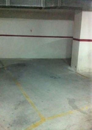 Foto 2 de Garaje en venta en San Roque - As Fontiñas de 25 m²