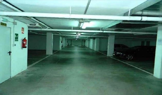 Foto 2 de Garaje en venta en Adina-Portonovo de 17 m²