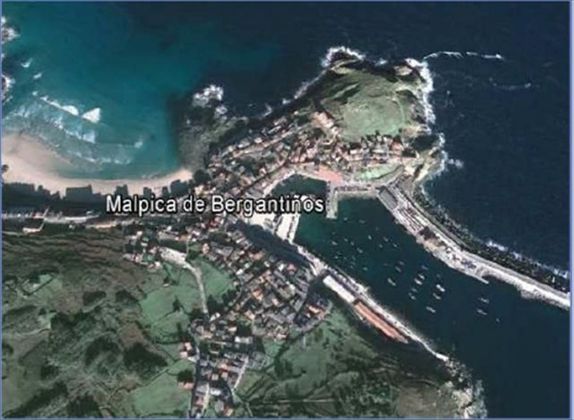 Foto 1 de Venta de terreno en Malpica de Bergantiños de 90 m²