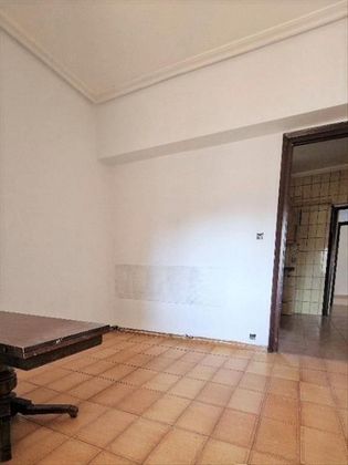 Foto 2 de Venta de piso en Villamediana de Iregua de 2 habitaciones con balcón