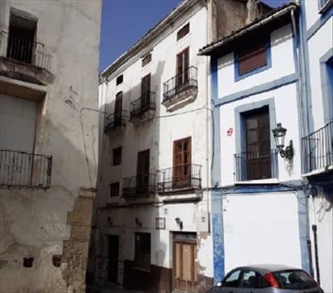Foto 1 de Edifici en venda a Xàtiva de 456 m²