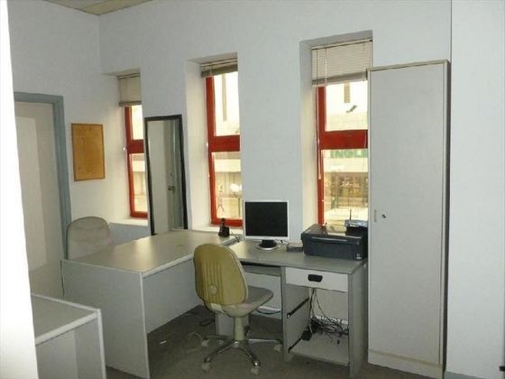 Foto 2 de Oficina en venda a Cuatro Caminos - Plaza de la Cubela amb aire acondicionat i calefacció