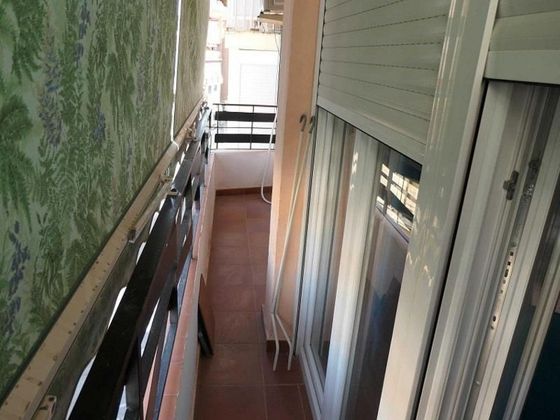 Foto 2 de Venta de piso en calle Pedrito Rico de 3 habitaciones con terraza y ascensor