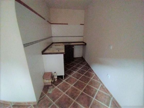 Foto 2 de Casa adossada en venda a barrio Congarna de 3 habitacions amb balcó