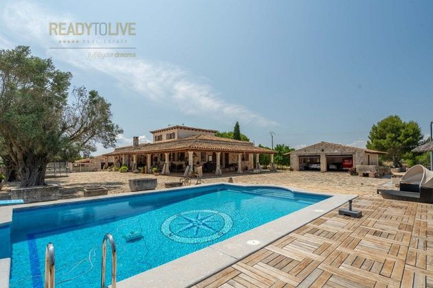 Foto 2 de Venta de casa rural en Santa Margalida de 4 habitaciones con terraza y piscina
