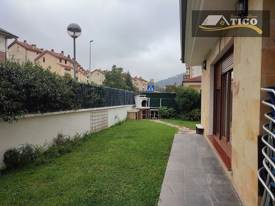 Foto 1 de Venta de casa adosada en calle El Pontarron de Guriezo de 4 habitaciones con terraza y piscina