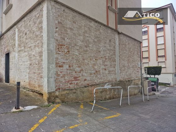 Foto 2 de Local en venda a calle Leonardo Rucabado de 80 m²
