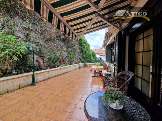 Foto 1 de Casa en venda a barrio El Prado de 4 habitacions amb terrassa i jardí