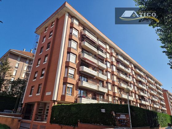 Foto 1 de Àtic en venda a calle Menendez Pelayo de 3 habitacions amb terrassa i piscina