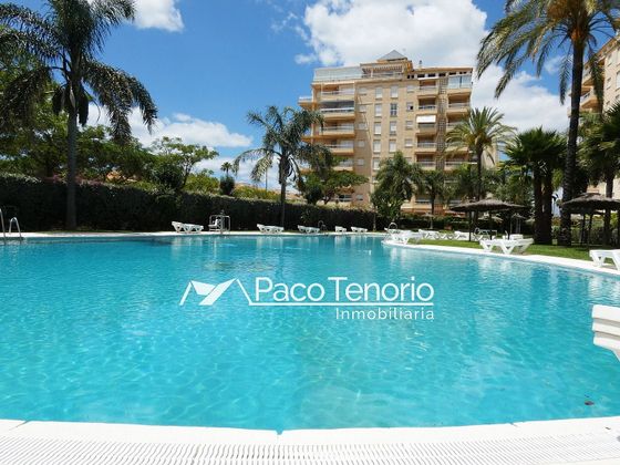 Foto 1 de Piso en alquiler en avenida Isla Cristina de 2 habitaciones con terraza y piscina