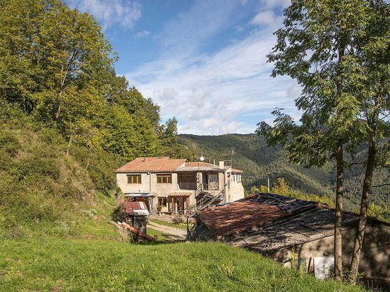 Foto 1 de Casa rural en venta en Sant Pau de Seguries de 6 habitaciones con calefacción