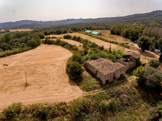 Foto 1 de Casa rural en venda a Bescanó de 3 habitacions i 1127 m²