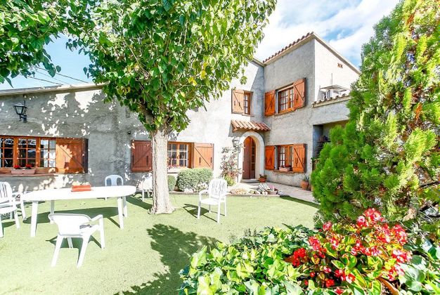 Foto 1 de Venta de casa rural en Lliçà d´Amunt de 4 habitaciones con terraza y piscina