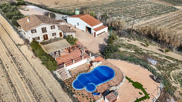 Foto 2 de Venta de casa rural en Castellví de la Marca de 6 habitaciones con terraza y piscina