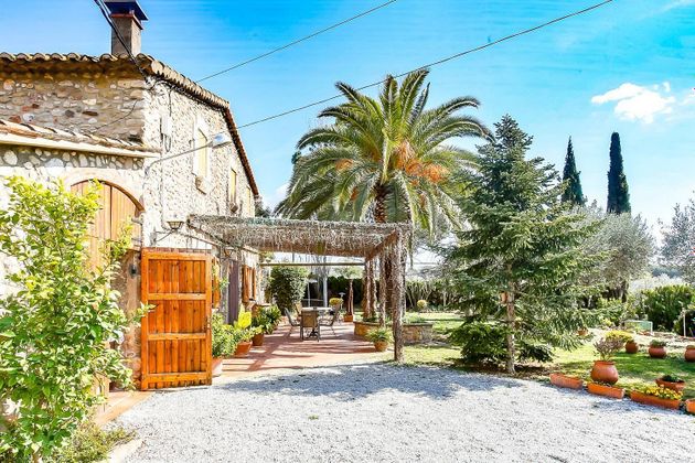 Foto 2 de Casa rural en venda a Santa Eulàlia de Ronçana de 4 habitacions amb terrassa i piscina