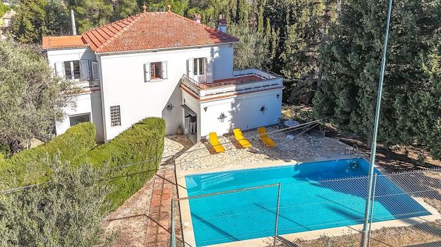 Foto 2 de Casa rural en venda a Castellví de Rosanes de 4 habitacions amb terrassa i piscina