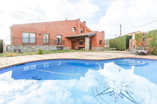 Foto 2 de Casa rural en venda a Campins de 3 habitacions amb terrassa i piscina