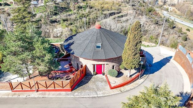 Foto 2 de Casa en venta en Cardona de 5 habitaciones con terraza y piscina