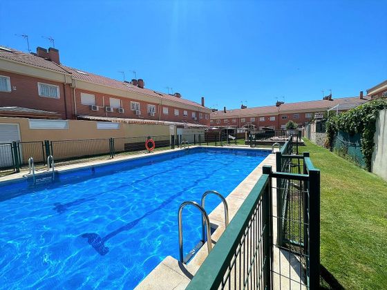 Foto 1 de Casa en venta en Fuentebella-San Felix-El Leguario de 5 habitaciones con terraza y piscina