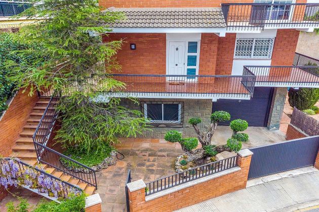 Foto 2 de Casa en venda a Castellbisbal de 5 habitacions amb terrassa i piscina