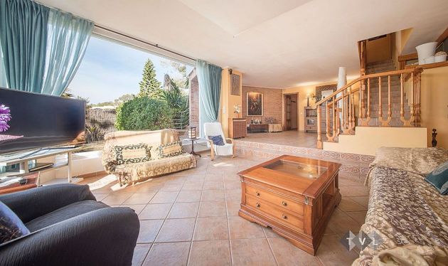 Foto 2 de Dúplex en venda a paseo Mora de 3 habitacions amb terrassa i piscina