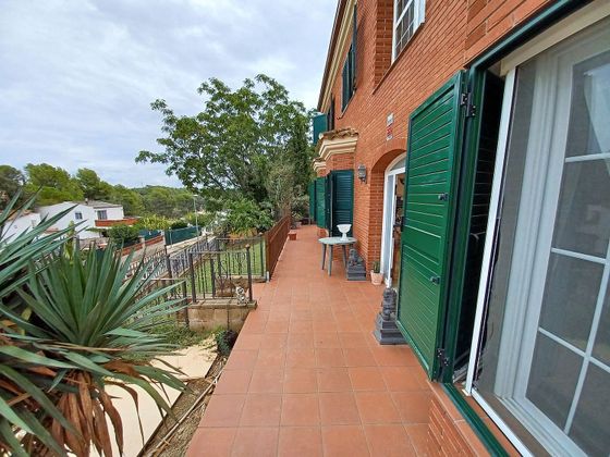 Foto 2 de Venta de casa en Castellnou - Can Mir - Sant Muç de 6 habitaciones con terraza y garaje