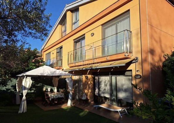 Foto 2 de Casa en venta en Celrà de 5 habitaciones con jardín y aire acondicionado