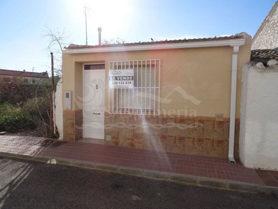 Foto 1 de Casa en venta en Huércal-Overa de 2 habitaciones con aire acondicionado