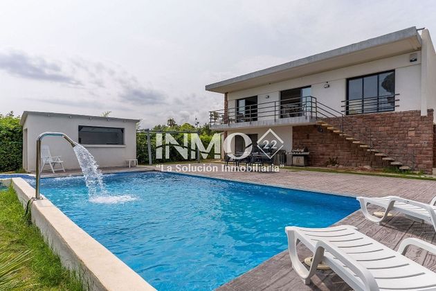 Foto 2 de Casa en venda a Vinyols i els Arcs de 6 habitacions amb terrassa i piscina