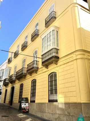 Foto 2 de Edificio en venta en calle De la Luz de 1070 m²