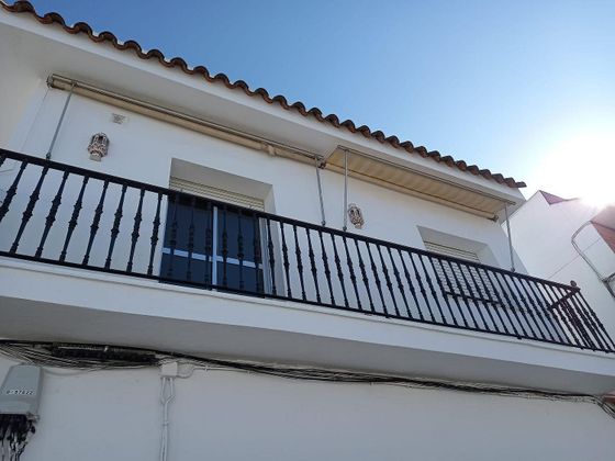 Foto 2 de Casa en venta en Este-Delicias de 3 habitaciones con garaje y balcón