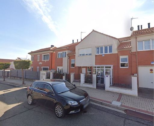 Foto 1 de Xalet en venda a Villalobón de 4 habitacions amb terrassa i garatge
