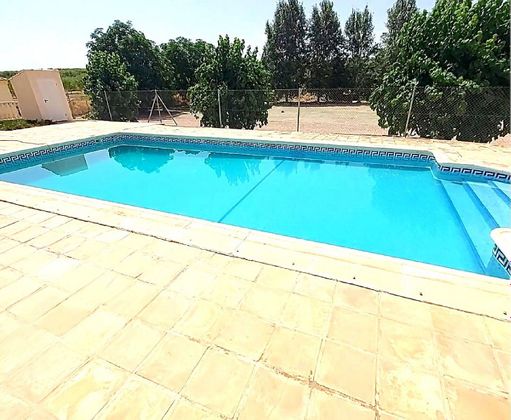 Foto 2 de Chalet en venta en Calasparra de 3 habitaciones con piscina