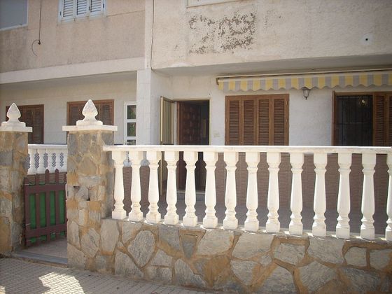Foto 2 de Casa adosada en venta en El Mojón-Las Salinas de 2 habitaciones con terraza y jardín
